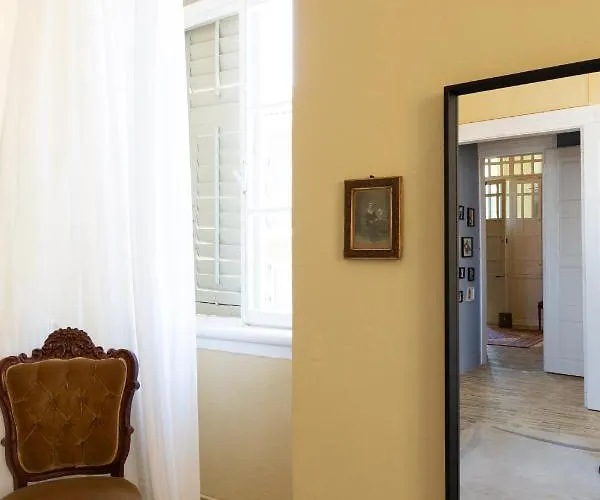 Villa Mora Valisi
