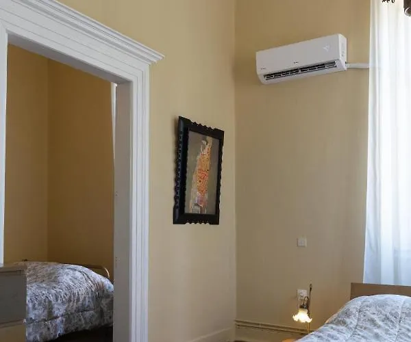 Mora Valisi Villa *