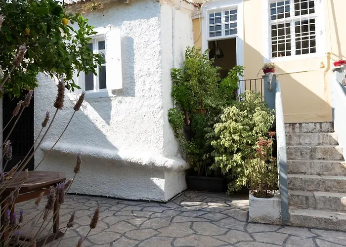 Mora Valisi Villa Nauplion