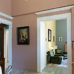 Mora Valisi Nafplio