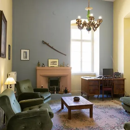 Mora Valisi Villa *