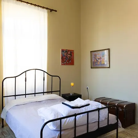 Mora Valisi Villa *