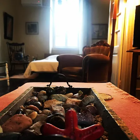 Mora Valisi * Nafplio